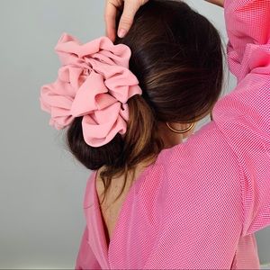 Joiia Jumbo Oversize XXL Scrunchie-Strawberry